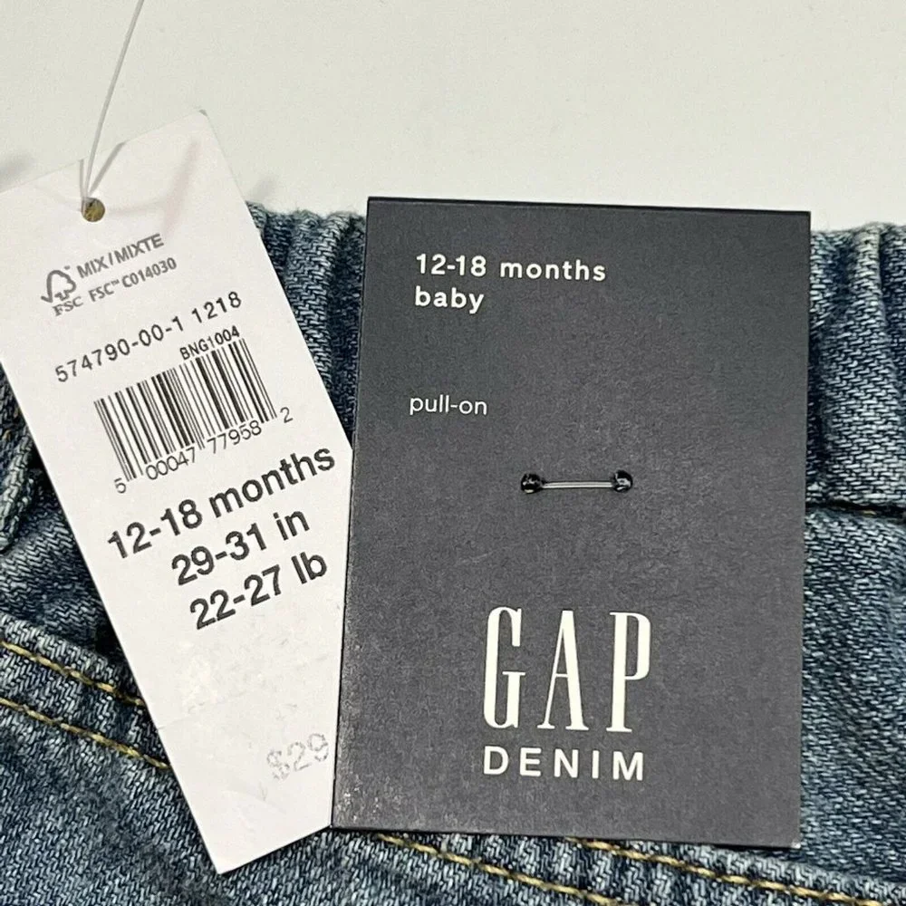 NWT GAP Baby Girls Denim Shorts Sz 12-18M Medium Wash #574790 - Picture 3 of 4